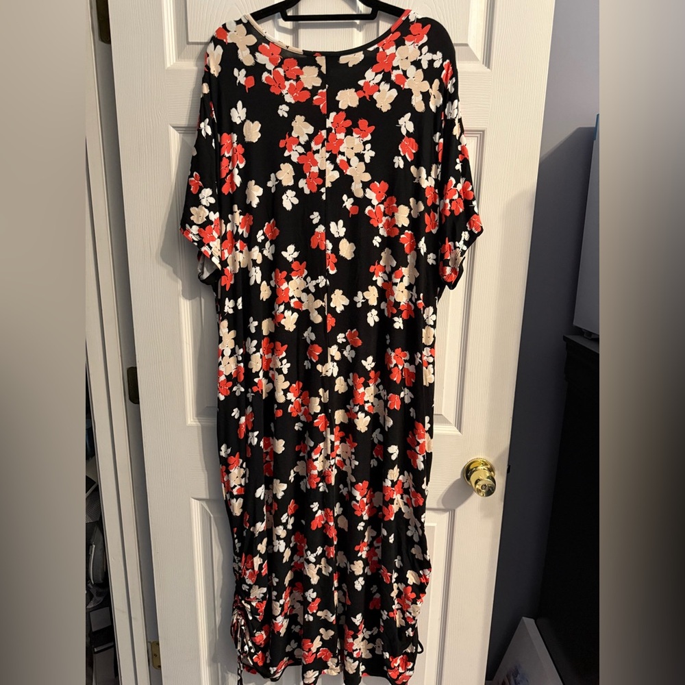 Lane Bryant Short-Sleeve Ruched Side Midi Dress Plus Size 30/32 - Picture 9 of 10